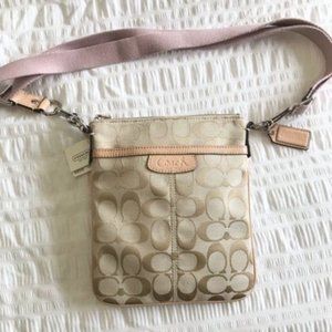 Coach Khaki and Blush Swingpack-never used w/ tag